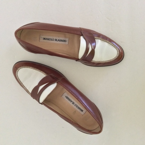 Manolo Blahnik Shoes - MANOLO BLAHNIK SPECTATOR FLATS SIZE 7